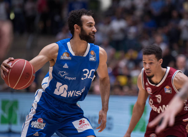 营造更积极 营造更积极