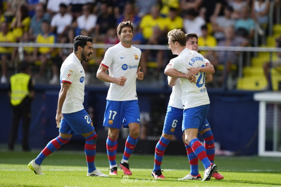 球迷燃起新 球迷燃起新