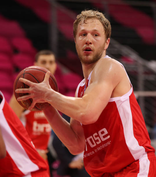 他的发挥一 他的发挥一