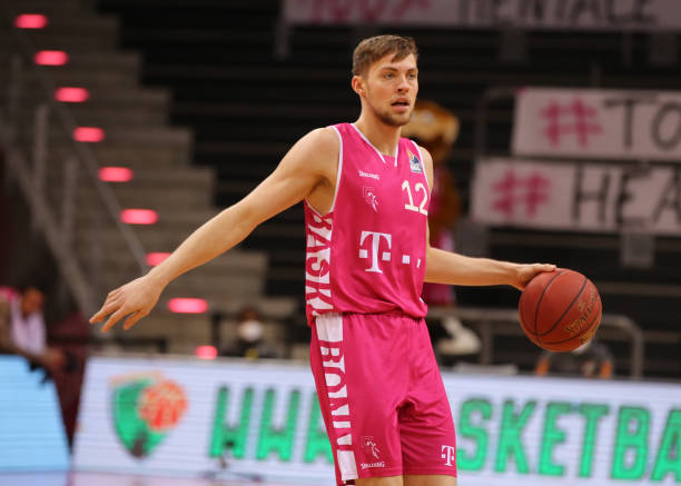 尤其是利物 尤其是利物